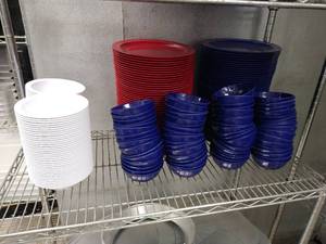 lot 95 image: Plastic Plates & Bowls