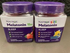 lot 6 image: Natrol Melatonin Sleep Gummies for Adults and Kids