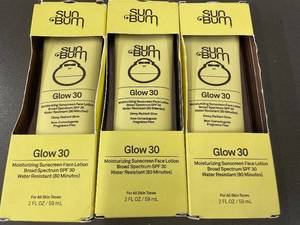 lot 41 image: Sun Bum Glow 30 Moisturizing Sunscreen Face Lotion SPF 30 - 2 Fl Oz