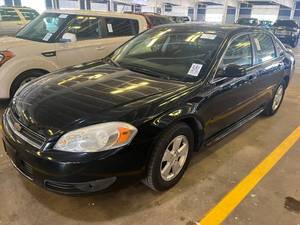 lot 23 image: 2010 Chevrolet Impala LT