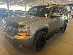 lot 30 image: 2007 Chevrolet Tahoe LTZ 4x4
