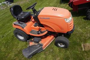 2008 Simplicity Model 190 Garden Tractor Lawn Mower