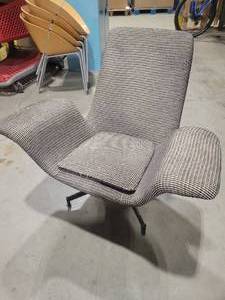 HBF Swivel Chair (560225)
