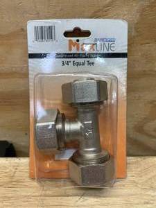 lot 127 image: Max Line Compressed Air Piping System 34 Equal Tee