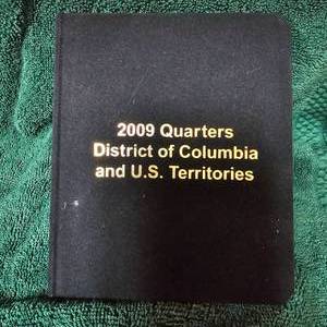 lot 5 image: 2009 Guilded Quarters of Columbia and US Territories Coin Set