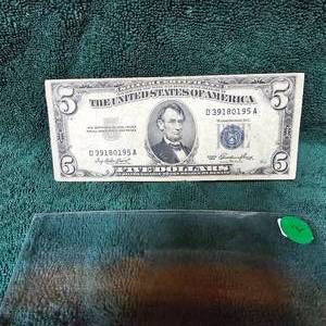 lot 14 image: 1953 $5 Certificate