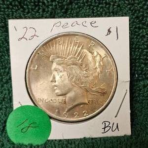 lot 18 image: 1922 Peace Dollar $1 in BU 