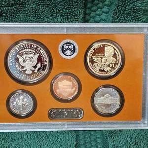 lot 37 image: 2020 US Mint Proof Set