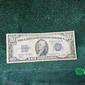 lot 90 image: 1934-C $10 Silver Certificate