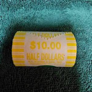 lot 110 image: 50c Unsearched Reserve $10 Roll