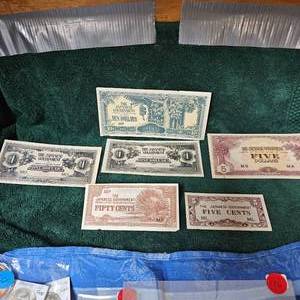lot 126 image: 5c to 410 Japanese WW II Script Bank Notes