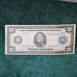 lot 127 image: 1914 $20 FRN Large Note