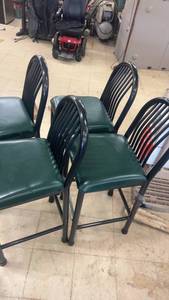 lot 45 image: Set of 4 Green Vinyl and Metal Bar Stools