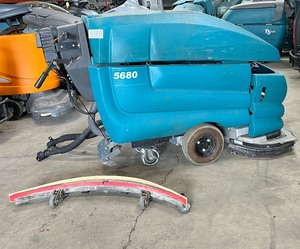 lot 36 image: Tennant 5680 walk behind floor scrubber works