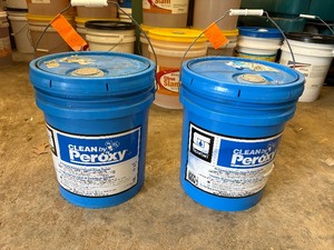lot 52 image: 2 Clean by Peroxy
