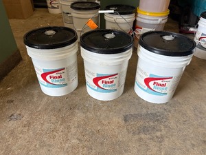 lot 80 image: 3 Final Rinse, Neutralizing Rinse & Anti-Browning Treatment