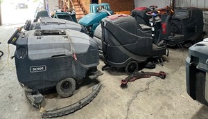 lot 20 image: 8 Floor scrubbers, including the following brands and models 5 are working but need batteries Advance Sc900, Advance SC901, 3 Vipers AS710R. 3 are not working, Tennant 5680, Nobles Speed Scrub rider, and Nobles 602813