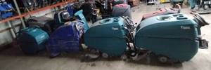 lot 17 image: Floor Scrubbers, Including the following brands and models 2 T500e Tennant, 1 Viper FANG 28T, 1 T7 Tennant, 1 T5e Tennant, 1 SC900 ADVANCE (loud brush engine but still works), ALTO ENCORE Clarke, 1 Viper AS710R (works)