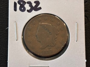 lot 19 image: 1832 Coronet Head Cent