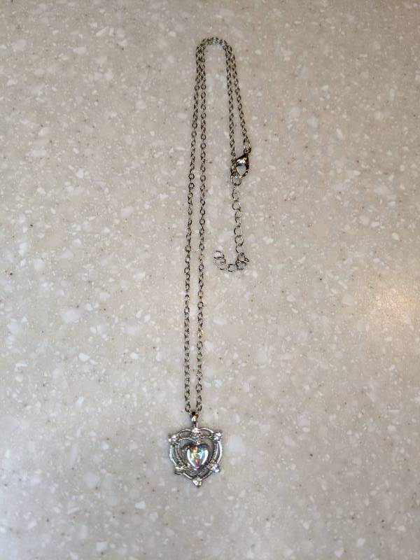 lot 441 image: New Moonstruck Pendant Necklace Silvery P