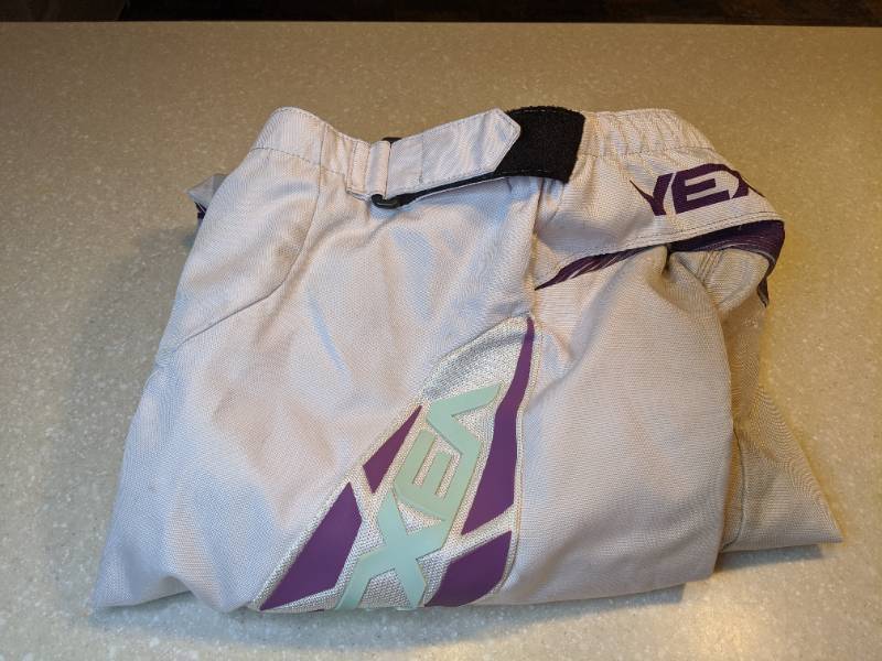 lot 431 image: Vexea Mens Moto Cross Racing Pant White Purple Black Size Unknown P