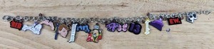 lot 10H image: Brand New Taylor Swift Charm Music Bracelet N