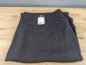 lot 75 image: Brand New Lee Womens Black Pant Ultra Lux Comfort Size 22W N