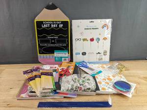 lot 160 image: Brand New SchoolOffice Supplies N