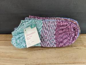 lot 260 image: Brand New Womens Xhilaration Colorful Socks Six Pair Size 4-10 N