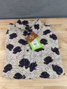lot 289 image: Brand New Houston White Mens Long Sleeve Dress Shirt Size Small $30 Retail N