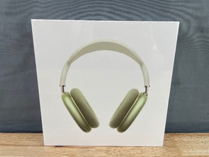 lot 30A image: Brand New Green Unbranded Sleek Over the Ear Wireless Headphones N