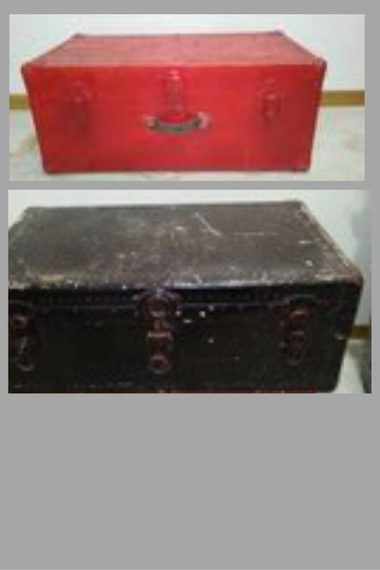 lot 160 image: Vintage Steamer Trunks (2), Red, Black.
