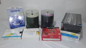 lot 42 image: DVDR, DVR, Sleeves