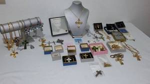 lot 126 image: Nice Selection of Cross Jewelry.