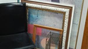 lot 163 image: Vintage Leather Chair, Artwork, Fames, MCM Magazine Rack