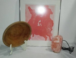 lot 182 image: Wood Munising Bowl, Salt Lamp