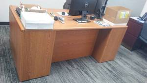 lot 401 image: HON Office Desk, Printer Table, Organization Table with Storage. (3 pc)