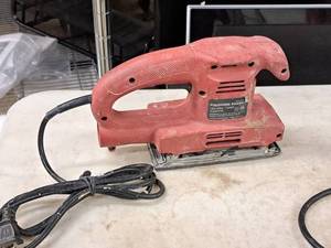 lot 221 image: Tool Shop Finishing Sander