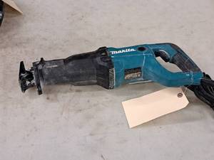 lot 224 image: Makita Reciprocating Saw JR3051T