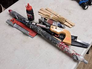 lot 241 image: Lot of  Assorted PaintingDrywallMudding Tools