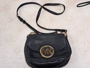 lot 294 image: Michael Kors Womens Purse