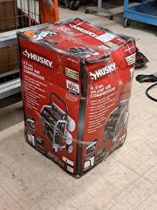 lot 204 image: Husky 4.5-Gallon Silent Air Compressor
