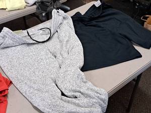 lot 375 image: Lot of (2) Mens Comfort Wear - X-Large Sweat Pants, 2X-Large Sweat Shorts