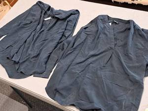 lot 396 image: Lot of (2) Size One Small, One X-Small Womens Long Sleeve Button Down Shirts