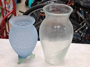 lot 456 image: Lot of (2) Glass Table Vases