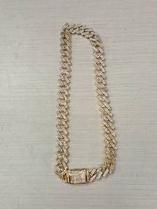 lot 421 image: 18 Womens Fashion Necklace with Clear Gemstones Gold Finish