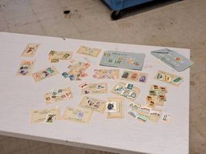 lot 415 image: Foreign Country Collectors Stamps - Uncirculated and Postmarked - San Marino, R Promina, Indonesia, Poland, French Polynesie, Gabonaise, Togo, Guinea Espanola,