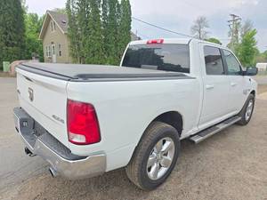 lot 3 image: 2019 RAM BIG HORN 1500 4X4