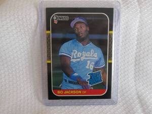 lot 18 image: 1987 Donruss Bo Jackson Rookie Card...