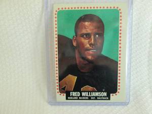 lot 41 image: 1964 Topps Fred Williamson Football...